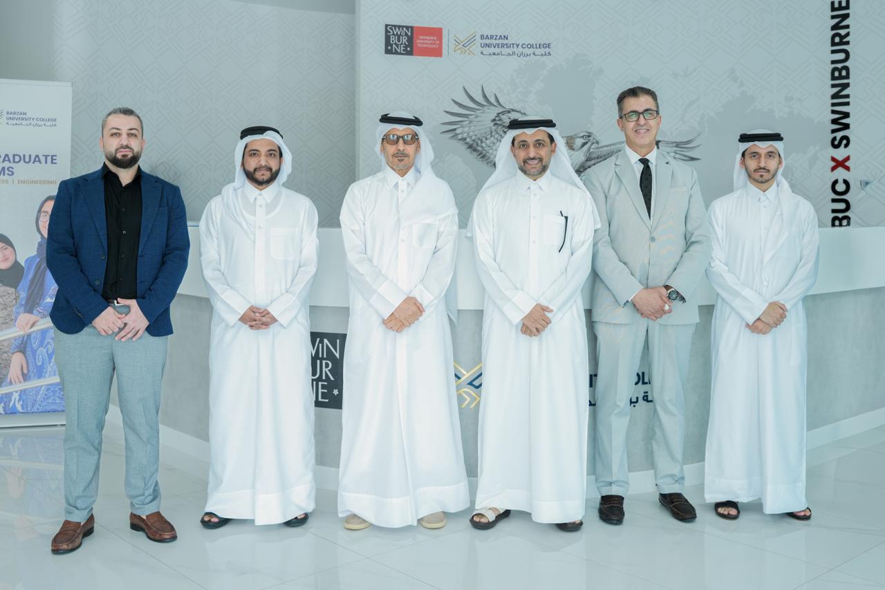H.E. Sheikh Abdullah bin Nasser bin Khalifa Al-Thani with the leadership team of Barzan University College during his campus visit.